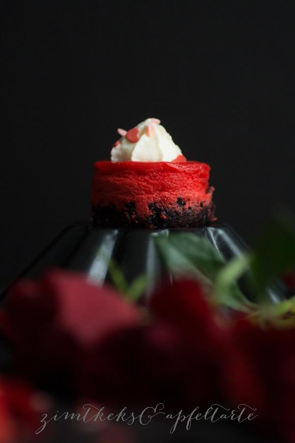 Rezeptbild: Red Velvet Mini-Cheesecakes 