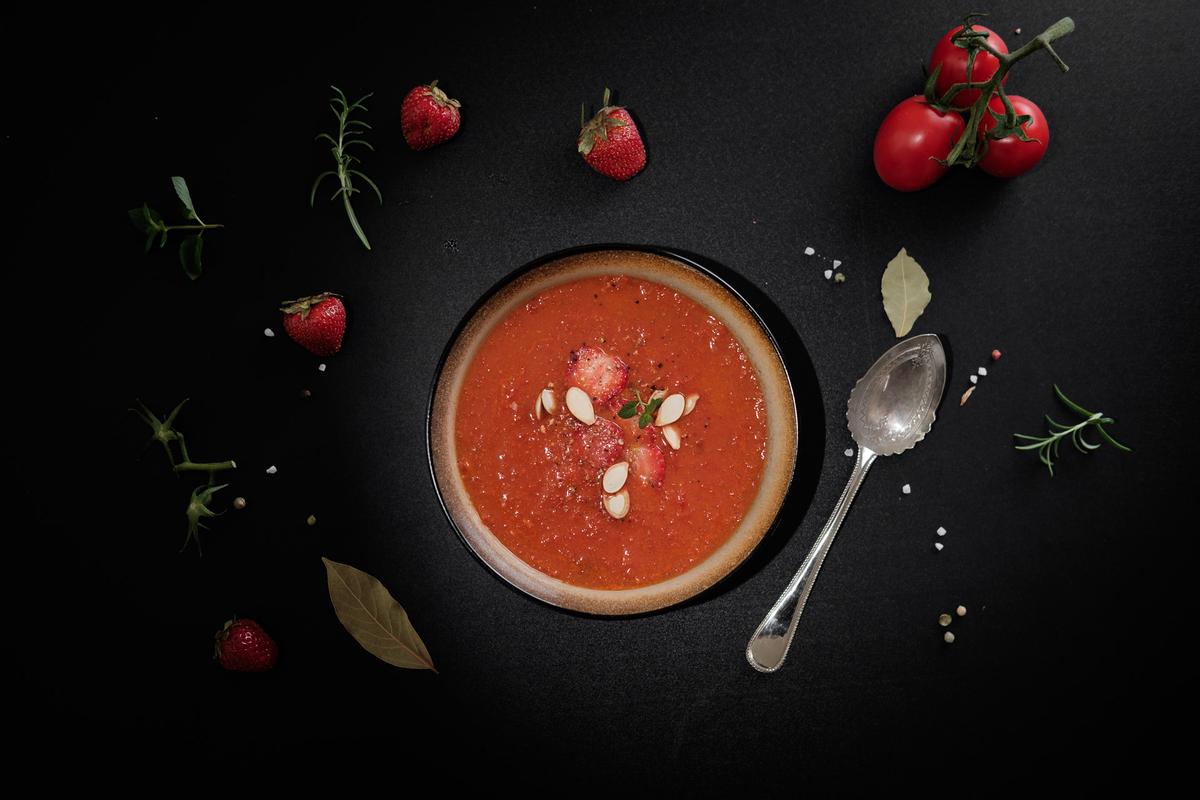 Rezeptbild: Erdbeer-Tomaten-Suppe