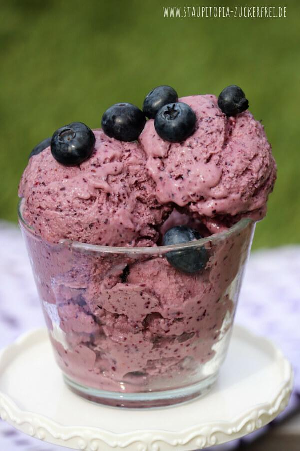 Rezeptbild: 3 Zutaten Skyr Eis ohne Zucker