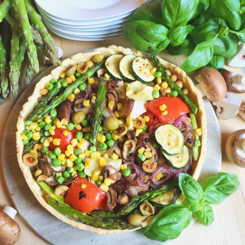 Rezeptbild: Gemüse-Tarte mit Kichererbsen, vegan