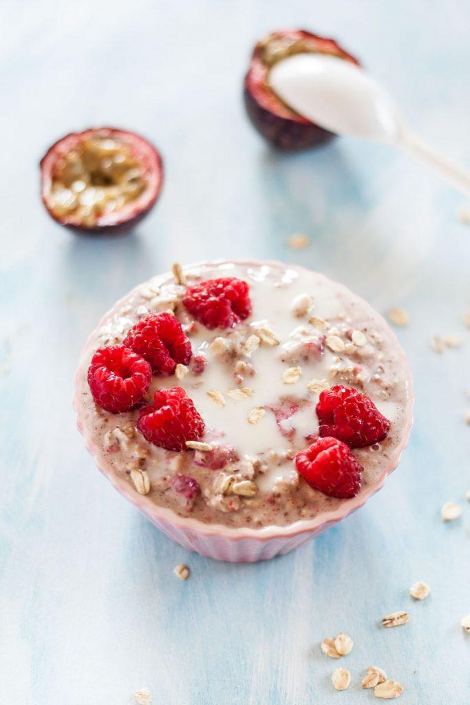 Rezeptbild: Veganes Bircher Müsli mit sommerlichem Twist