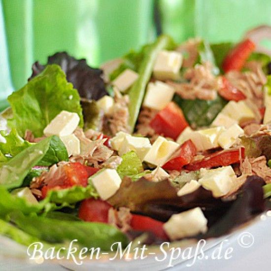 Rezeptbild: Salat mit Thunfisch und Ziegenkäse