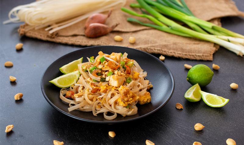 Rezeptbild: Pad Thai mit Garnelen (Thailändische Reisbandnudeln)