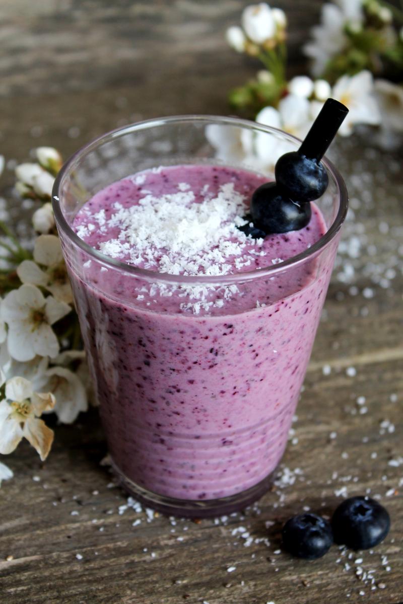 Rezeptbild: Heidelbeer-Kokos-Drink