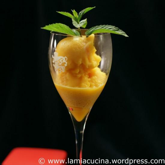 Rezeptbild: Passionsfruchtsorbet