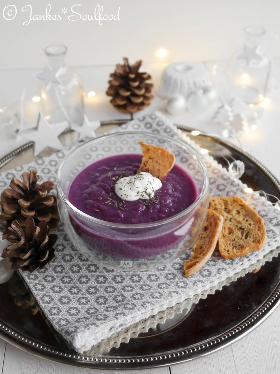 Rezeptbild: Apfel-Rotkohlsuppe