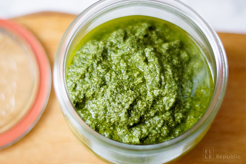 Rezeptbild: Zitronenmelisse-Pesto