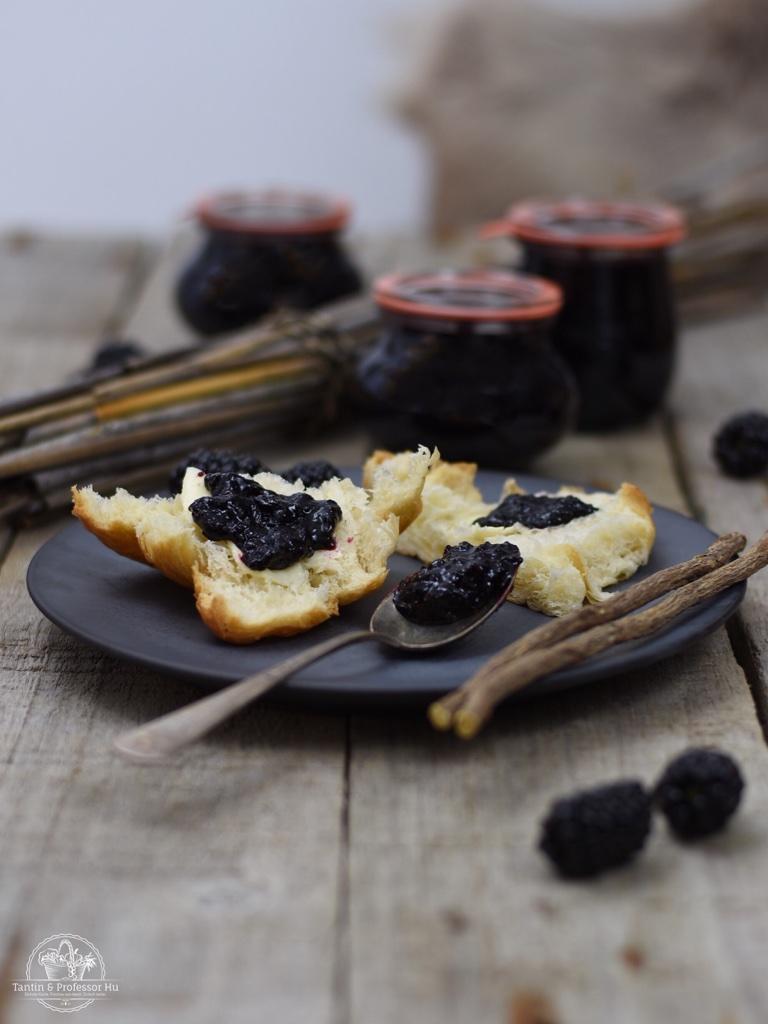 Rezeptbild: Dänische Brombeer-Aronia-Marmelade mit Lakritz