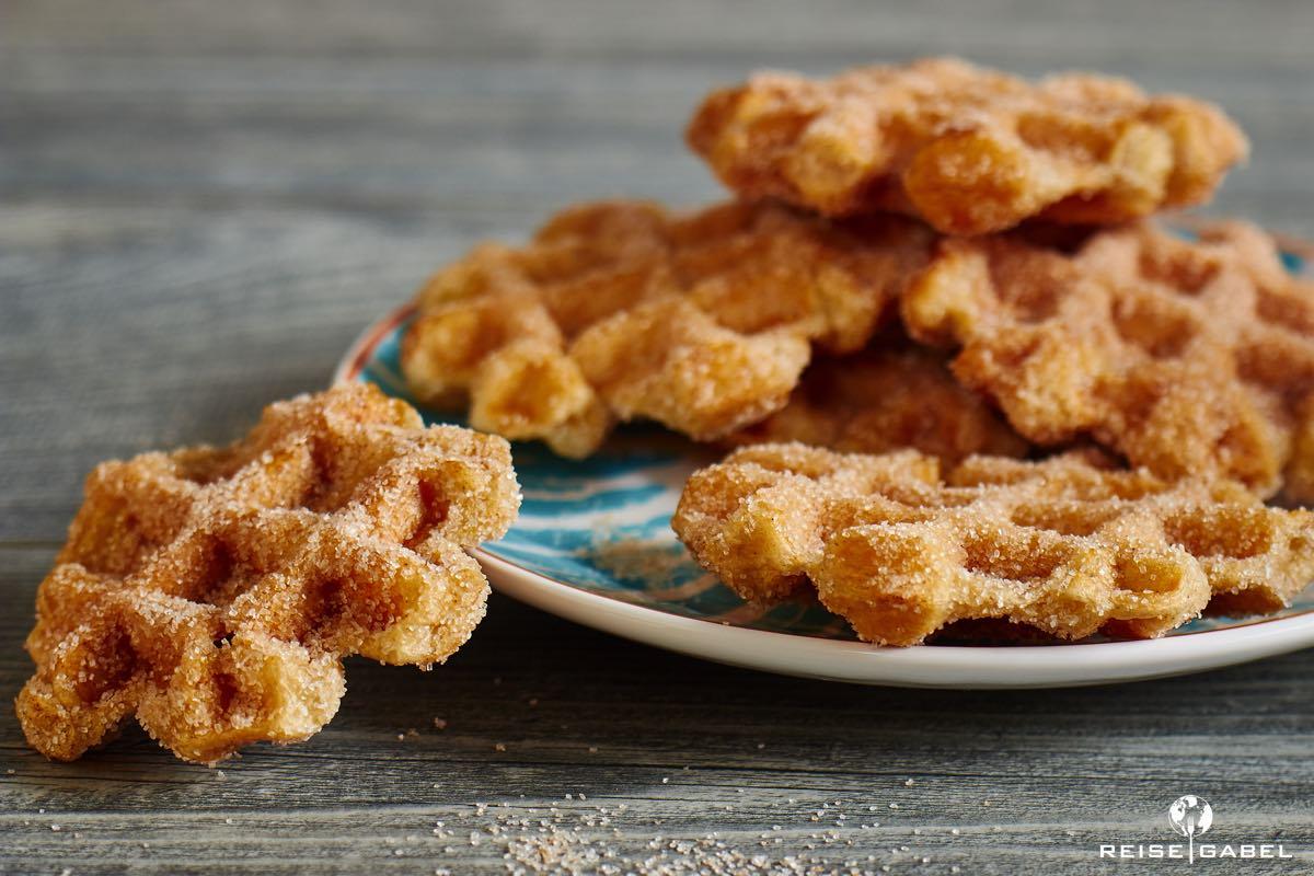 Rezeptbild: Churros Waffeln - Normalerweise als Stange, heute mal in flach.