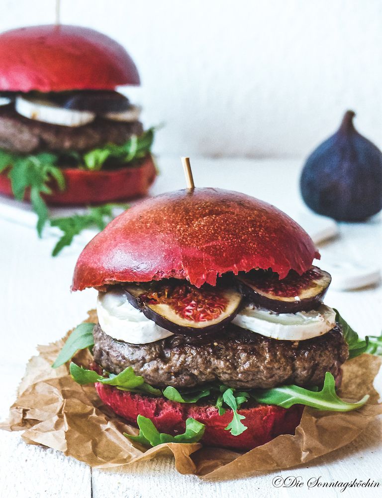Rezeptbild: Rote Bete Burger mit Rindfleisch, Ziegenkäse & Feigen