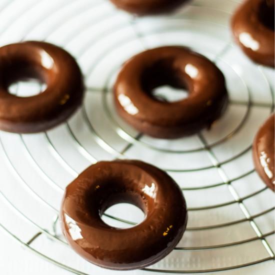 Rezeptbild: Schoko-Espresso-Donuts