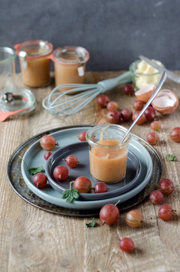 Rezeptbild: fruchtiges und cremiges Stachelbeer-Curd