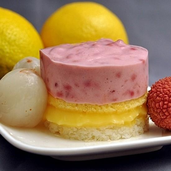 Rezeptbild: Kleine Zitronen-Himbeer-Torte