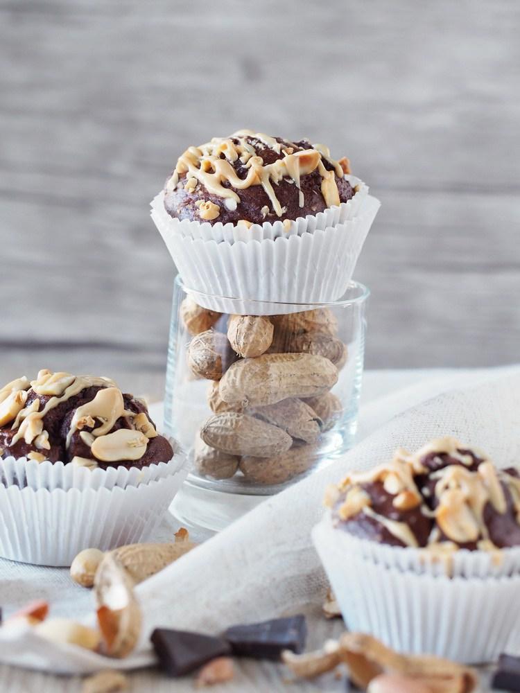 Rezeptbild: Schokoladen-Erdnuss-Muffins