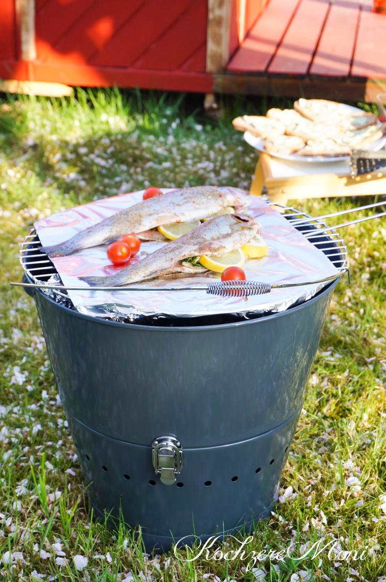 Rezeptbild: Rhönforelle mit Kräuterfüllung