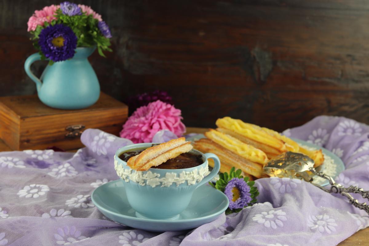 Rezeptbild: Churros mit Schoko-Chili-Dip