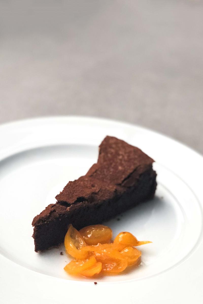 Rezeptbild: Schokotorte mit Kumquats