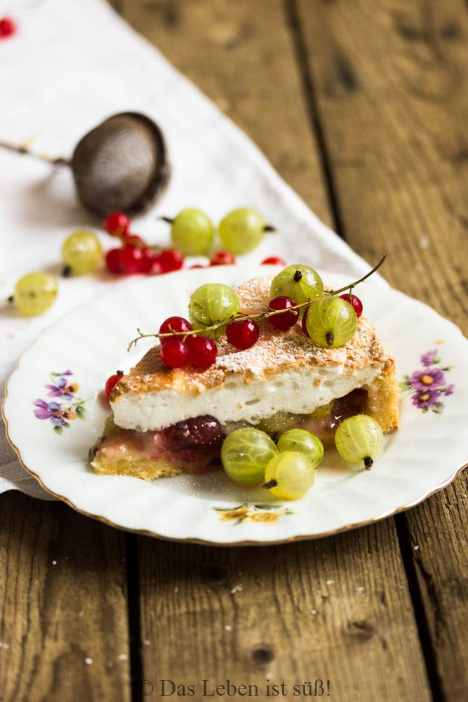 Rezeptbild: Stachelbeer-Baiser-Kuchen