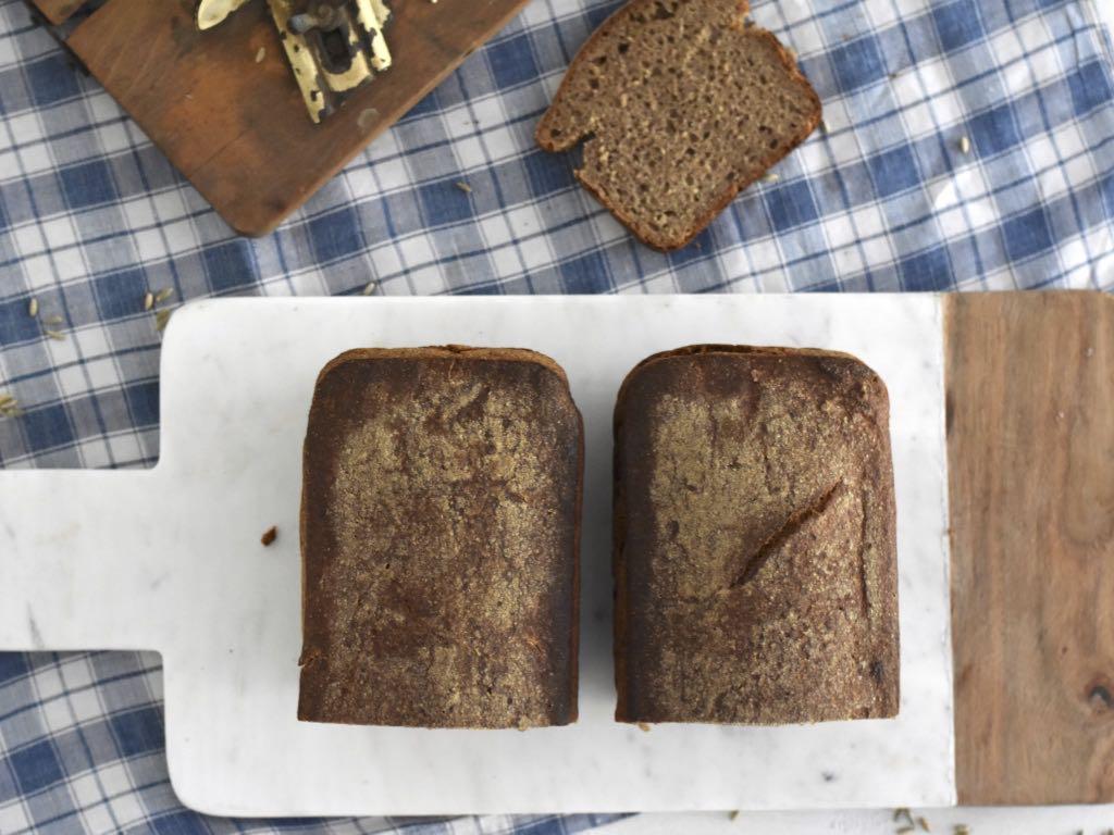 Rezeptbild: ROGGENBROT MIT SAUERTEIG