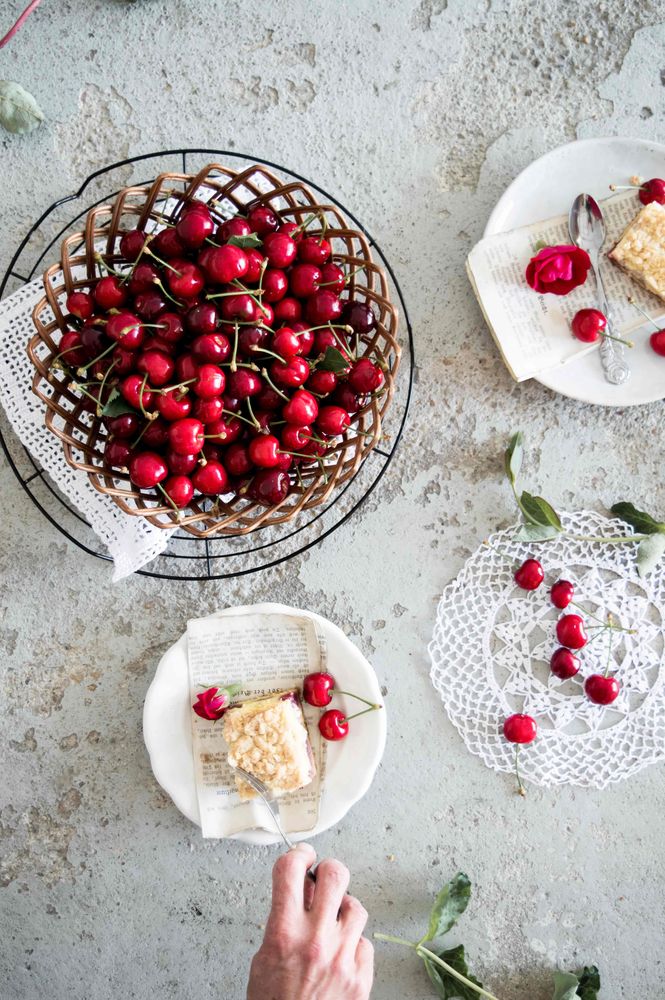 Rezeptbild: Blechkuchen mit Kirschen und Streusel