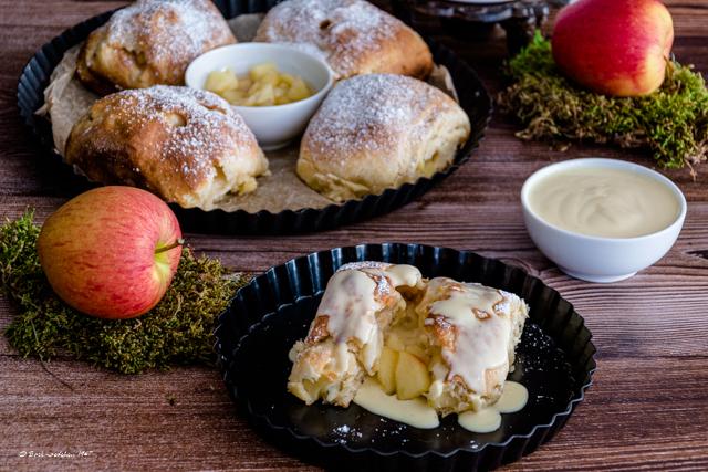 Rezeptbild: Buchteln mit Apfel-Zimt-Füllung