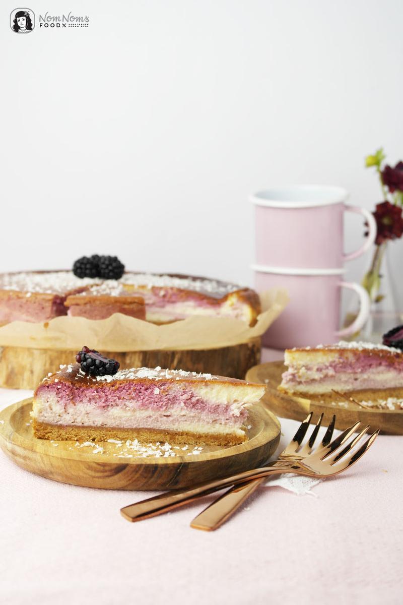 Rezeptbild: Brombeer-Käsekuchen mit weißer Schokolade