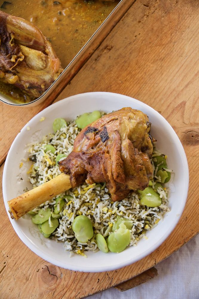 Rezeptbild: Baghali Polo ba Mahiche - Geschmorte Lammhaxen mit Dillreis und dicke Bohnen