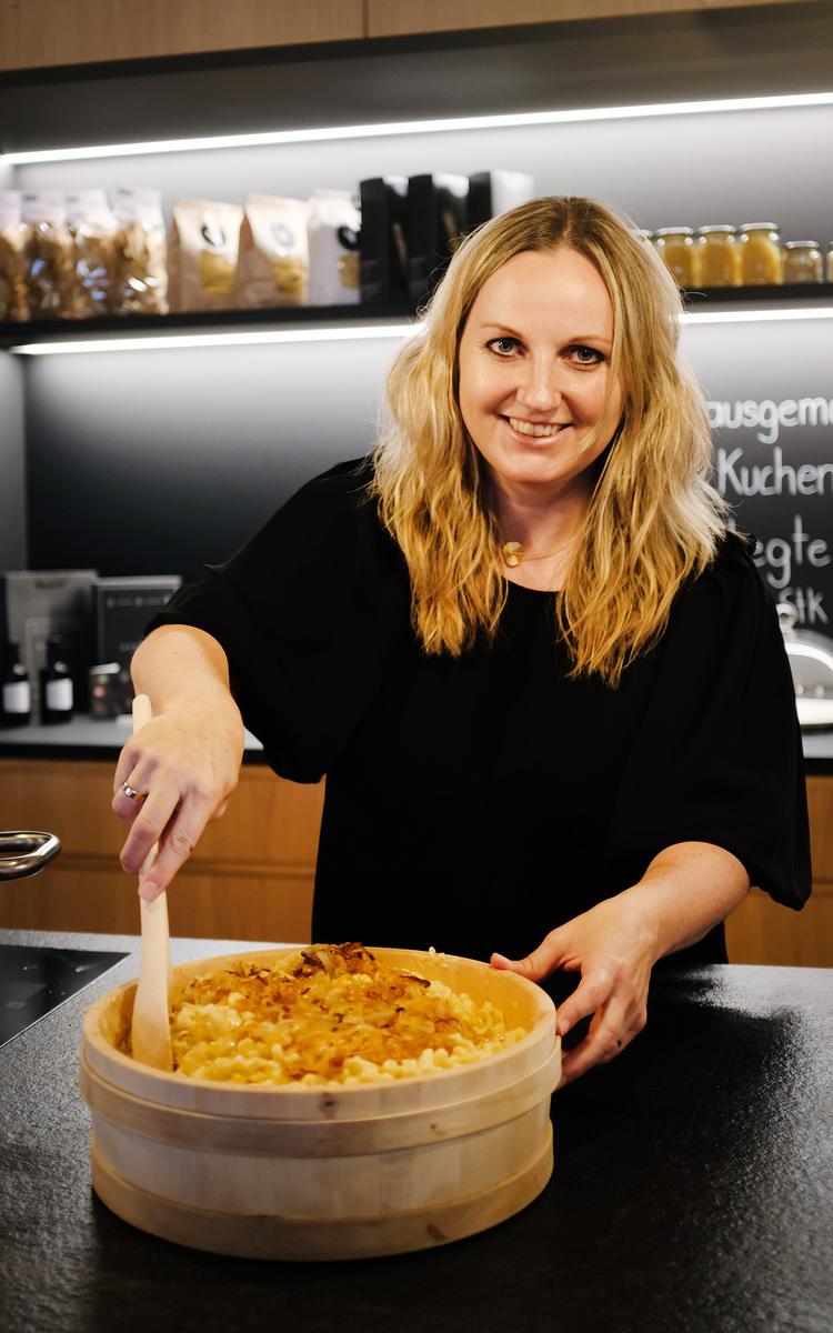 Rezeptbild: Evis gute Käsespätzle – Vorarlberger Rezept