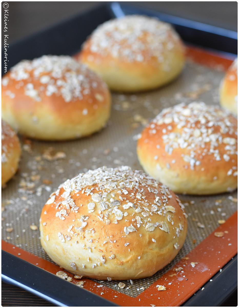 Rezeptbild: Kartoffel-Burgerbuns mit Haferflockentopping