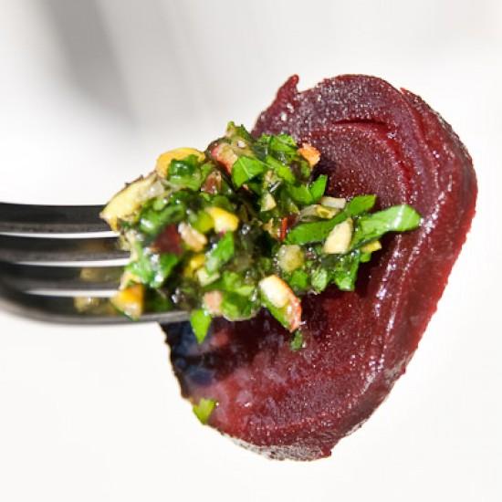 Rezeptbild: Rote Beete Salat mit Pistazien Dressing
