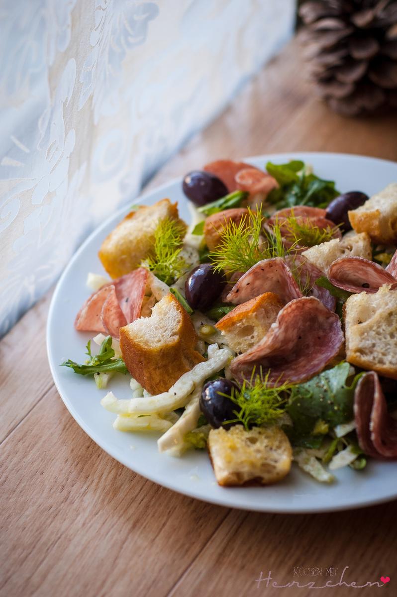 Rezeptbild: Sommerlicher Fenchel-Brotsalat