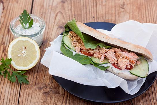 Rezeptbild: Ein köstliches Lachs Bröd im Gepäck 
