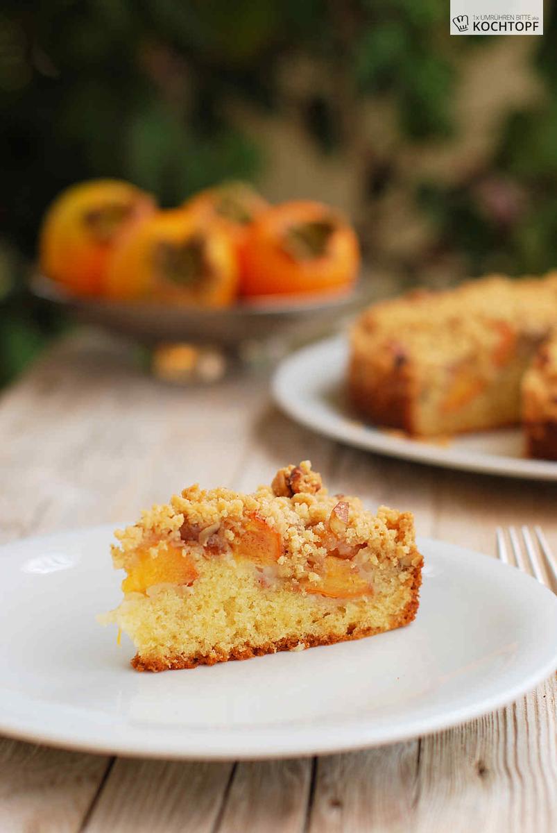 Rezeptbild: Buttermilch-Streusel-Kuchen mit Kaki