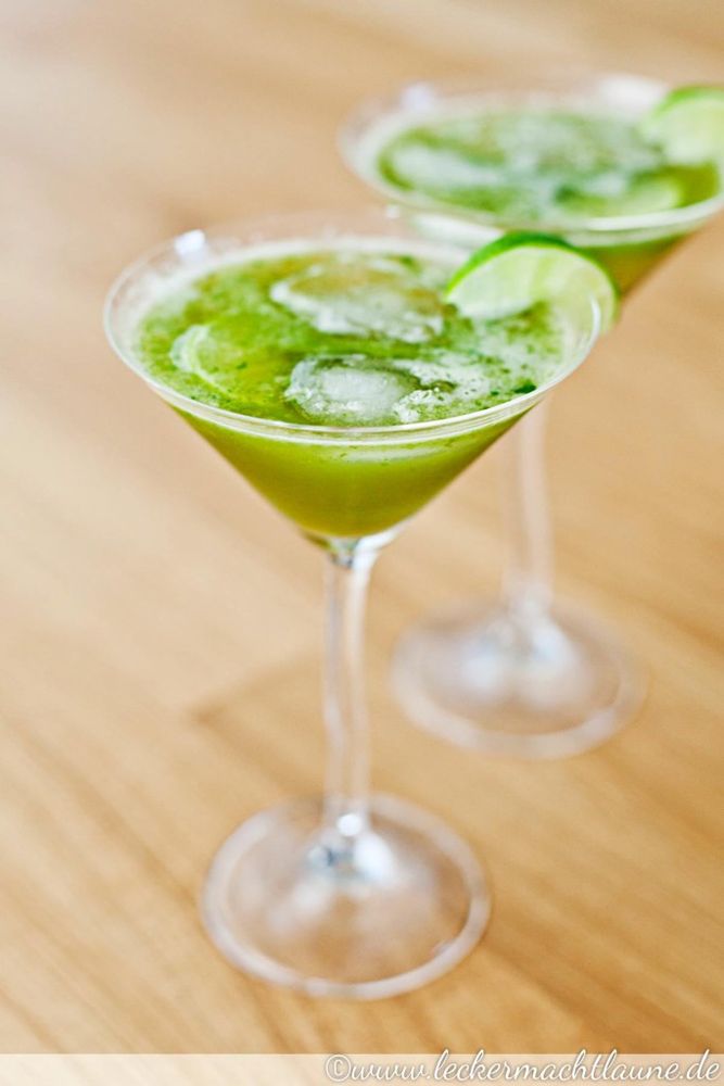 Rezeptbild: Basilikum-Limetten-Limonade