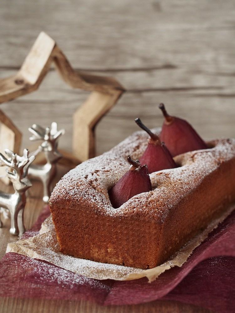 Rezeptbild: Zimt-Kuchen mit Rotwein-Birnen