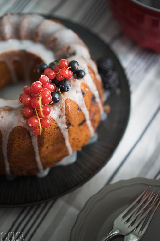 Rezeptbild: Beeren Guglhupf