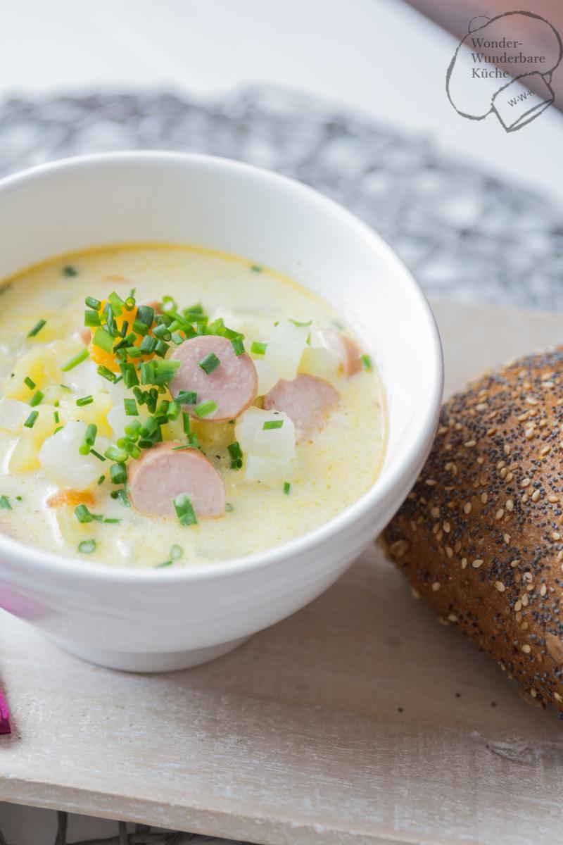 Rezeptbild: Gemüsesuppe mit Wiener Würstchen