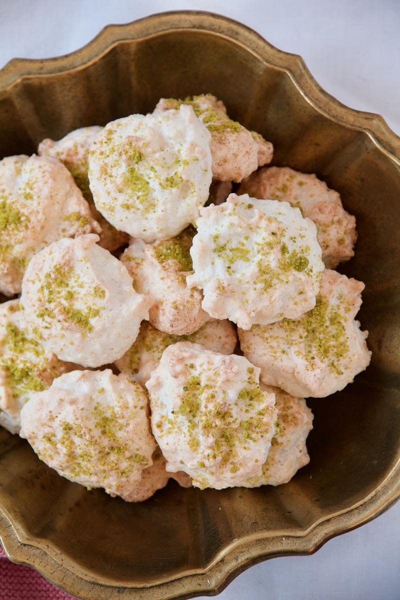 Rezeptbild: Shirini Nargili – Persische Kokosmakronen شیرینی نارگیلی