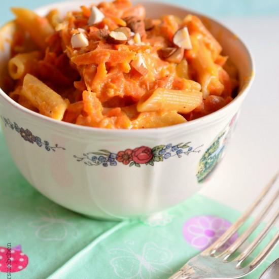 Rezeptbild: Penne mit Möhren-Ricotta-Creme