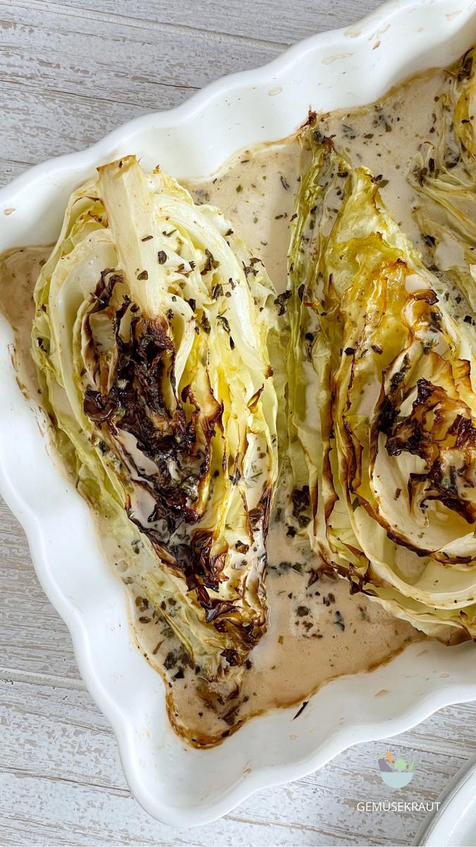 Rezeptbild: Spitzkohl aus dem Ofen – leckeres und einfaches Rezept