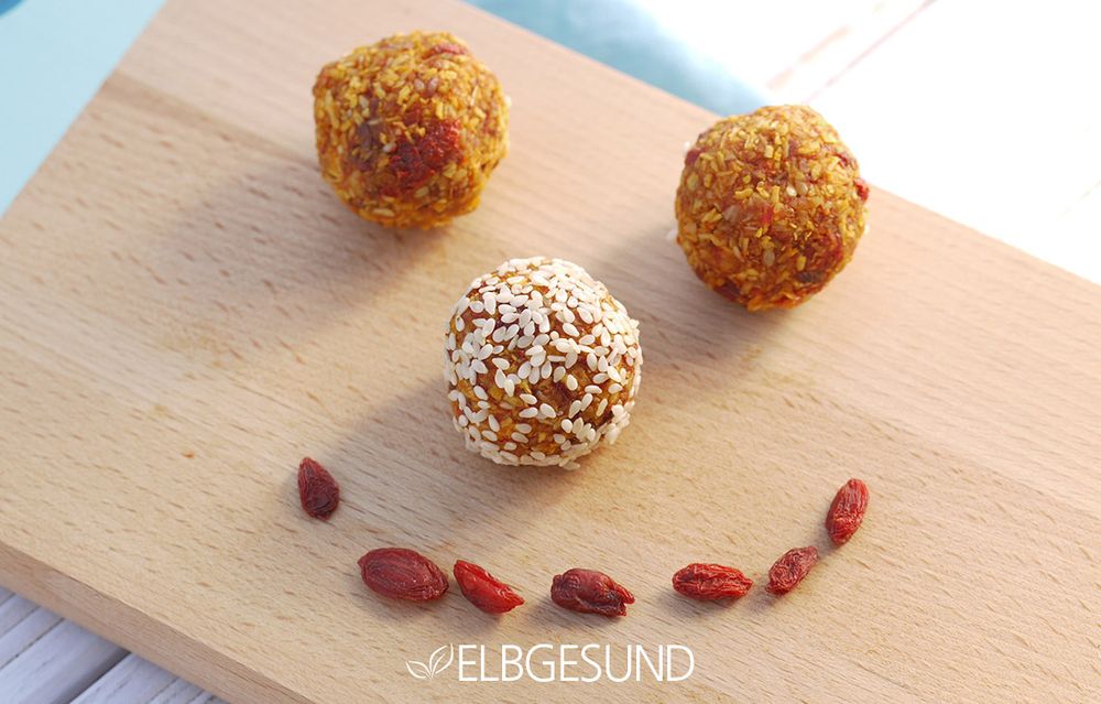 Rezeptbild: Energyballs mit Gojibeeren – himmlisch lecker