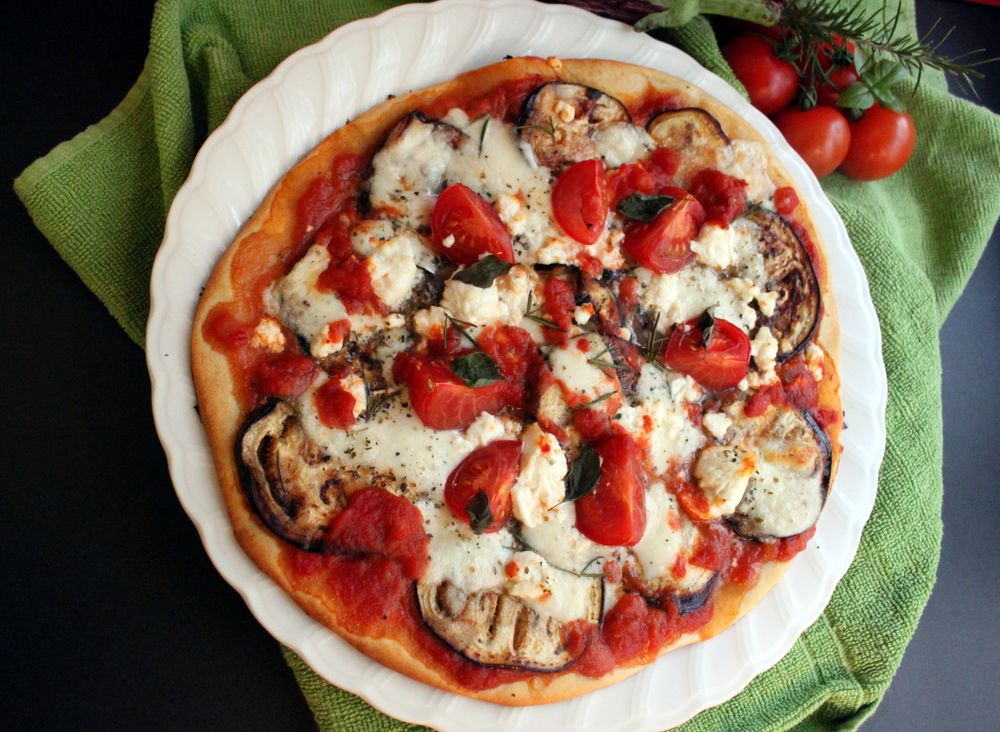 Rezeptbild: Pizzateig und Pizzas
