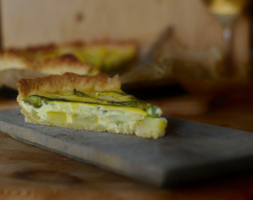 Rezeptbild: Spargel-Quiche! Ein echter Hingucker!
