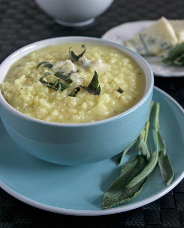 Rezeptbild: Risotto mit Gorgonzola und Salbei