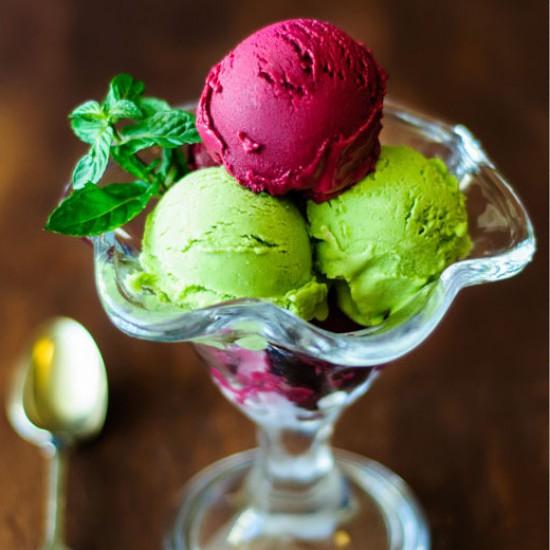 Rezeptbild: Rote-Beete-Schokoeis