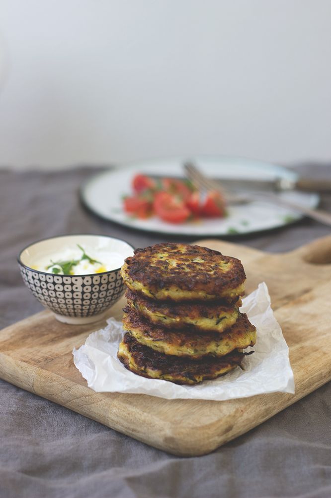 Rezeptbild: Zucchinipuffer mit Feta - griechisches Rezept