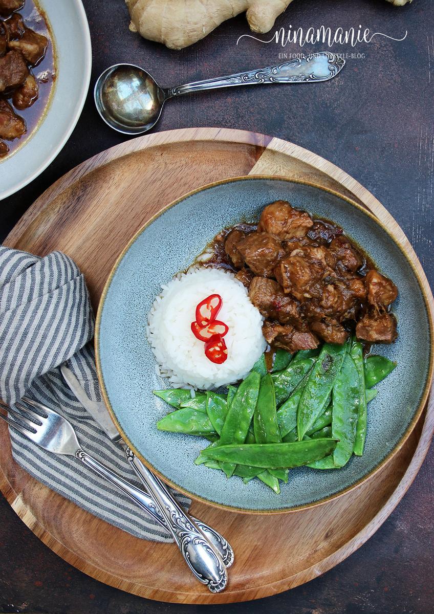 Rezeptbild: Schweineschmorfleisch in Ketjap Manis