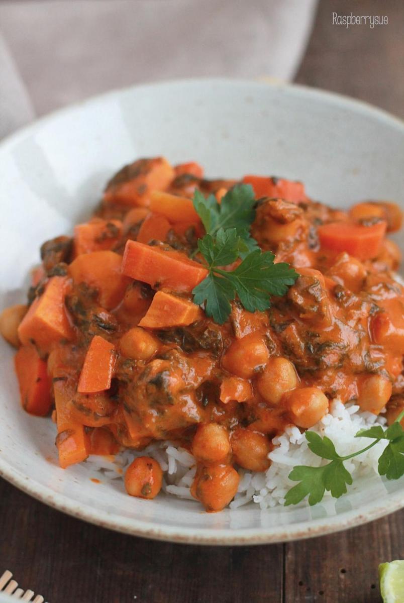 Rezeptbild: Süßkartoffel-Kichererbsen-Curry