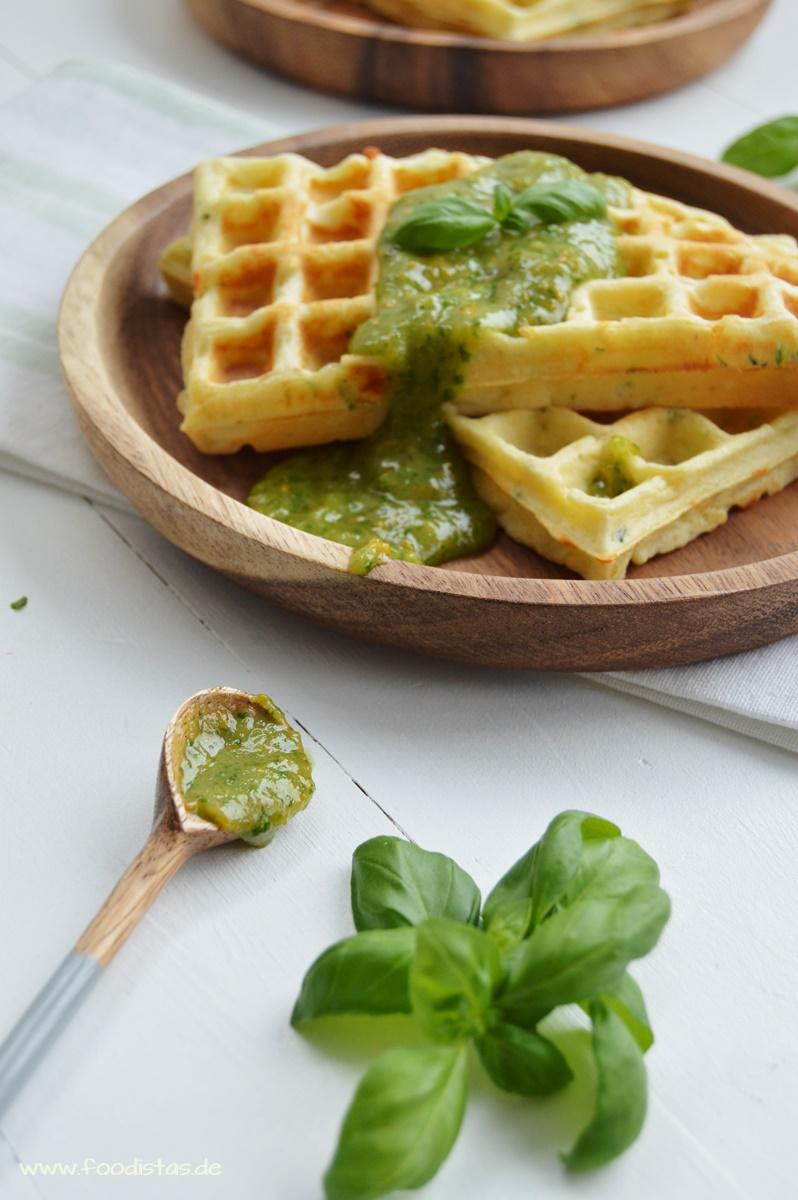 Rezeptbild: Zucchini Parmesan Waffeln