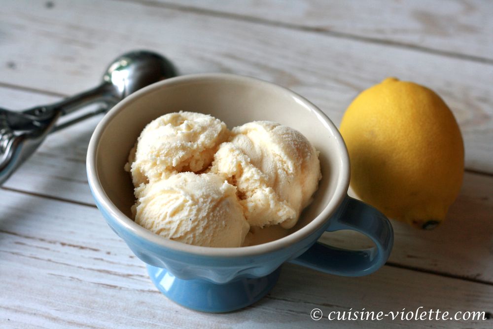 Rezeptbild: Weiße Schokolade-Lemoncurd-Eis